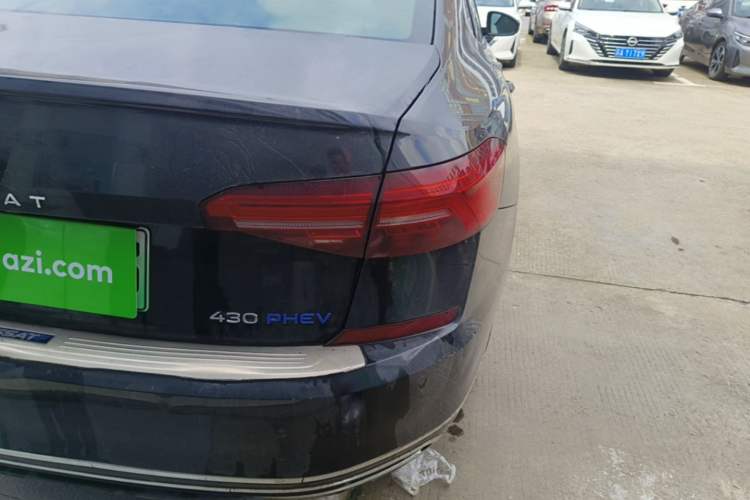 Used Volkswagen Passat New Energy 2020 430 PHEV Hybrid Elite Edition China VI Standard Right Rear Taillight