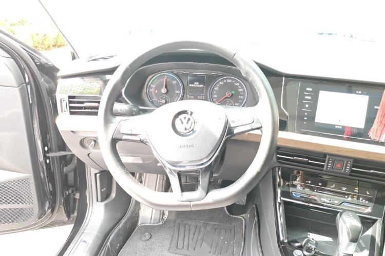Used Volkswagen Passat New Energy 2020 430 PHEV Hybrid Luxury Edition China VI Standard Steering Wheel