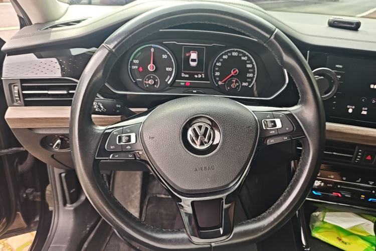 Used Volkswagen Passat New Energy 2020 430 PHEV Hybrid Luxury Edition China VI Standard Steering Wheel