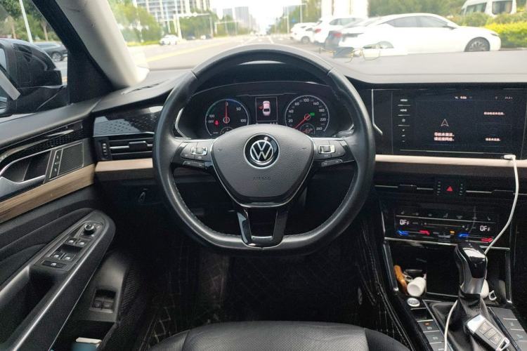 Used Volkswagen Passat New Energy 2020 430 PHEV Hybrid Elite Edition China VI Standard Steering Wheel