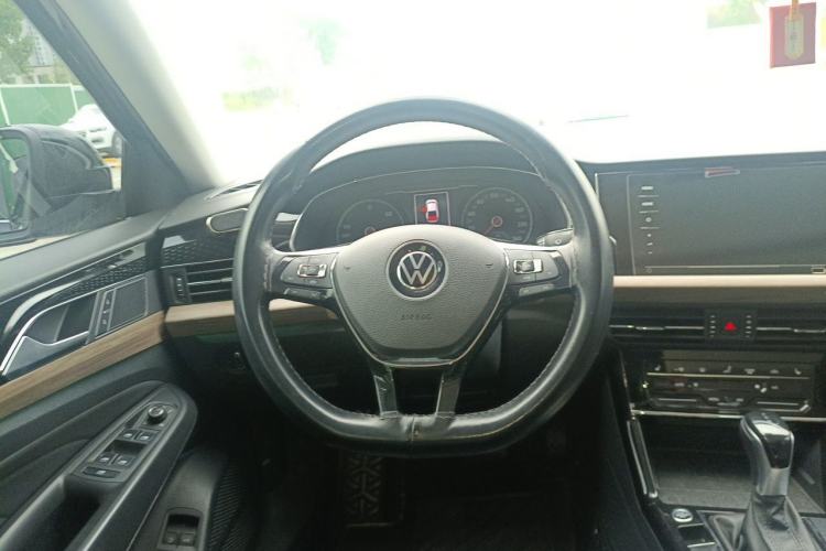 Used Volkswagen Passat New Energy 2020 430 PHEV Hybrid Luxury Edition China VI Standard Steering Wheel