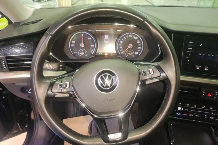 Used Volkswagen Passat New Energy 2020 430 PHEV Hybrid Elite Edition China V Standard Steering Wheel