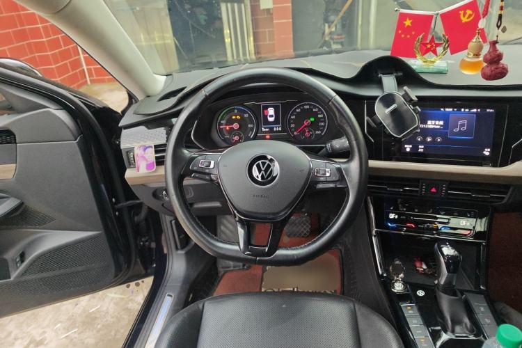 Used Volkswagen Passat New Energy 2020 430 PHEV Hybrid Luxury Edition China VI Standard Steering Wheel