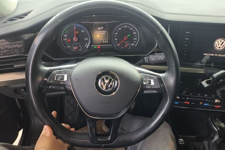 Used Volkswagen Passat New Energy 2020 430 PHEV Hybrid Elite Edition China VI Standard Steering Wheel