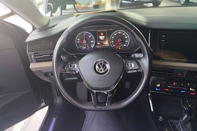 Used Volkswagen Passat New Energy 2020 430 PHEV Hybrid Luxury Edition China VI Standard Steering Wheel