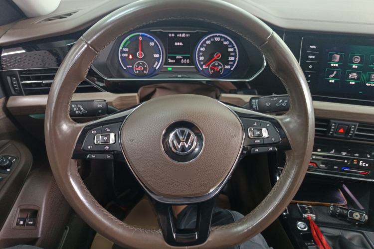Used Volkswagen Passat New Energy 2020 430 PHEV Hybrid Luxury Edition China VI Standard Steering Wheel