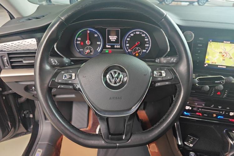 Used Volkswagen Passat New Energy 2020 430 PHEV Hybrid Elite Edition China VI Standard Steering Wheel