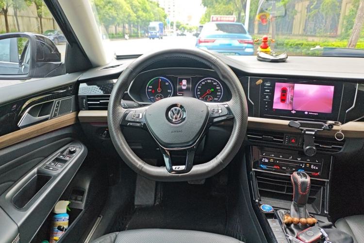 Used Volkswagen Passat New Energy 2020 430 PHEV Hybrid Luxury Edition China VI Standard Steering Wheel