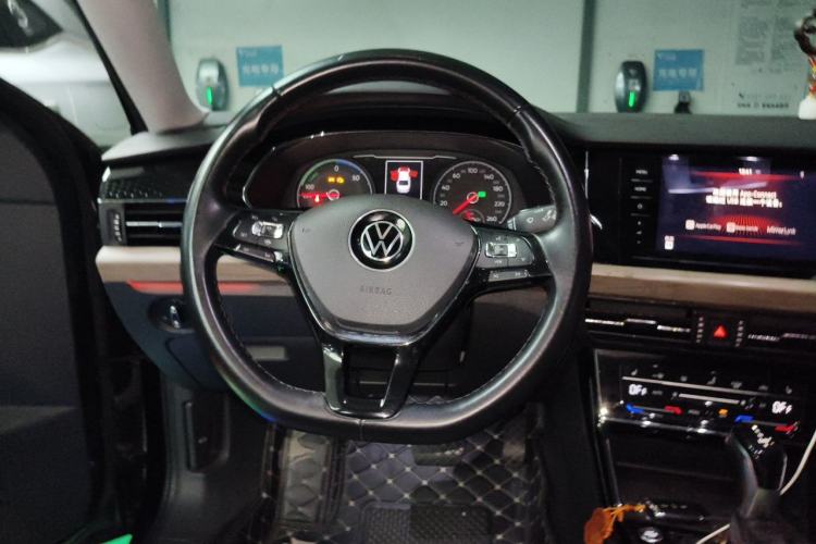 Used Volkswagen Passat New Energy 2020 430 PHEV Hybrid Luxury Edition China VI Standard Steering Wheel
