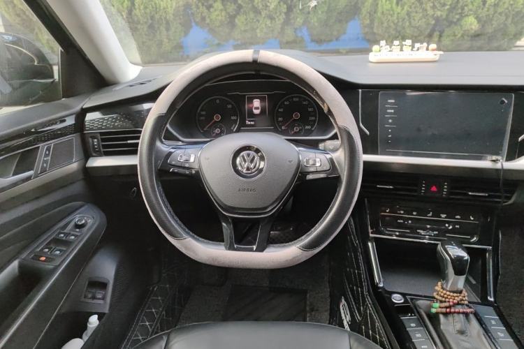 Used Volkswagen Passat New Energy 2020 430 PHEV Hybrid Elite Edition China VI Standard Steering Wheel