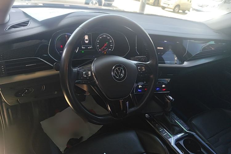 Used Volkswagen Passat New Energy 2020 430 PHEV Hybrid Elite Edition China VI Standard Steering Wheel