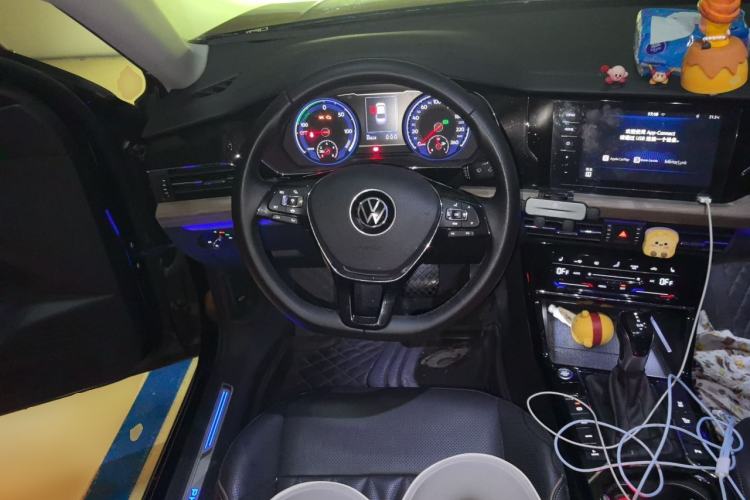 Used Volkswagen Passat New Energy 2020 430 PHEV Hybrid Luxury Edition China VI Standard Steering Wheel