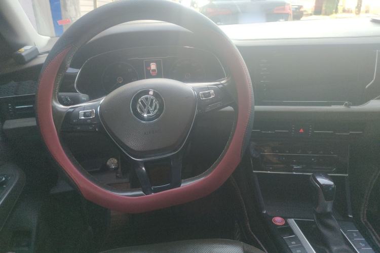 Used Volkswagen Passat New Energy 2020 430 PHEV Hybrid Luxury Edition China VI Standard Steering Wheel