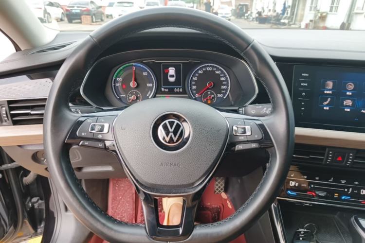 Used Volkswagen Passat New Energy 2020 430 PHEV Hybrid Luxury Edition China VI Standard Steering Wheel