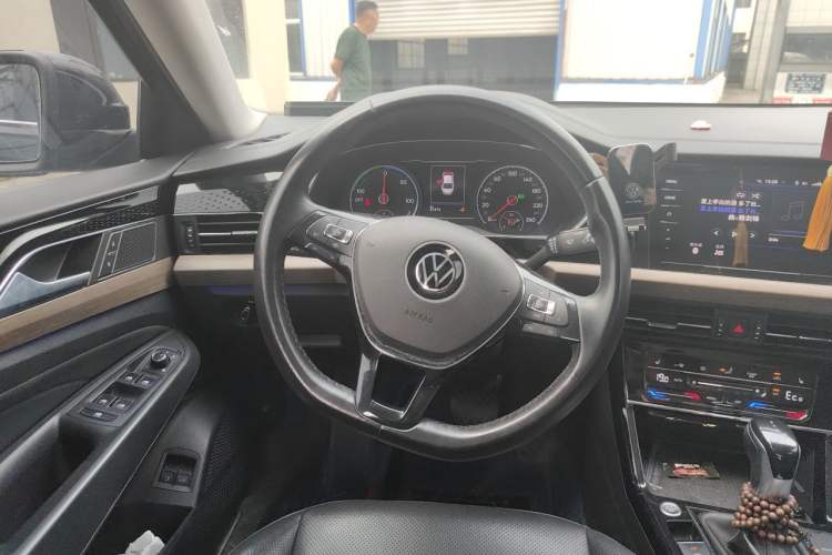 Used Volkswagen Passat New Energy 2020 430 PHEV Hybrid Luxury Edition China VI Standard Steering Wheel
