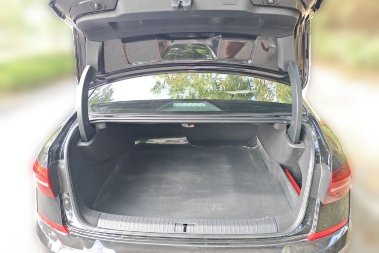 Used Volkswagen Passat New Energy 2020 430 PHEV Hybrid Luxury Edition China VI Standard Trunk