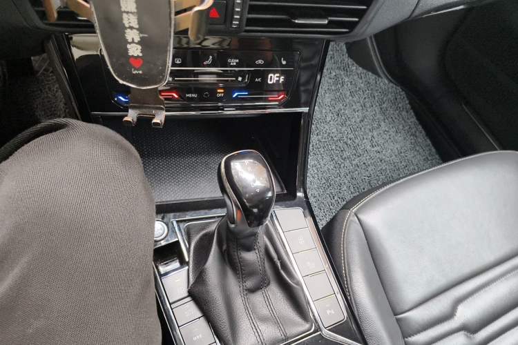 Used Volkswagen Passat New Energy 2020 430 PHEV Hybrid Elite Edition China VI Standard Vehicle Key