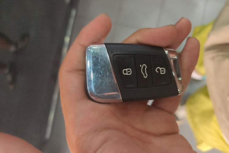 Used Volkswagen Passat New Energy 2020 430 PHEV Hybrid Elite Edition China VI Standard Vehicle Key