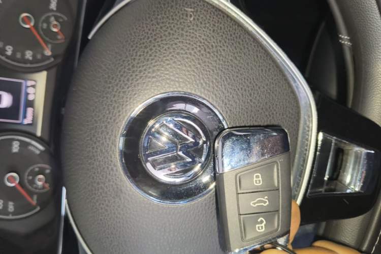 Used Volkswagen Passat New Energy 2020 430 PHEV Hybrid Elite Edition China VI Standard Vehicle Key