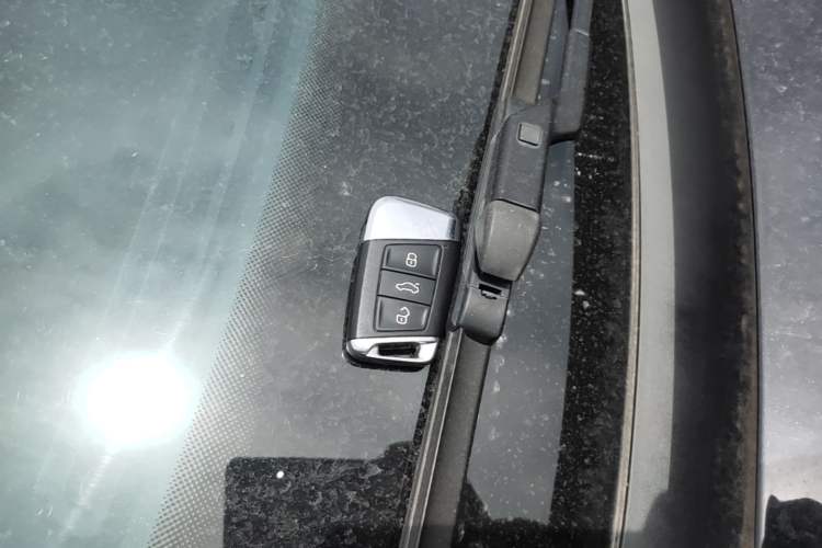 Used Volkswagen Passat New Energy 2020 430 PHEV Hybrid Elite Edition China VI Standard Vehicle Key