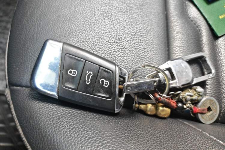 Used Volkswagen Passat New Energy 2020 430 PHEV Hybrid Elite Edition China VI Standard Vehicle Key