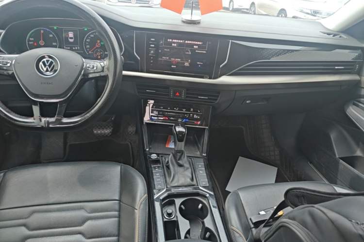 Used Volkswagen Passat New Energy 2020 430 PHEV Hybrid Elite Edition China VI Standard Gear Lever