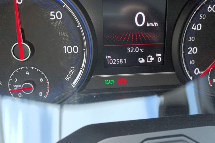 Used Volkswagen Passat New Energy 2020 430 PHEV Hybrid Luxury Edition China VI Standard Odometer Close Up
