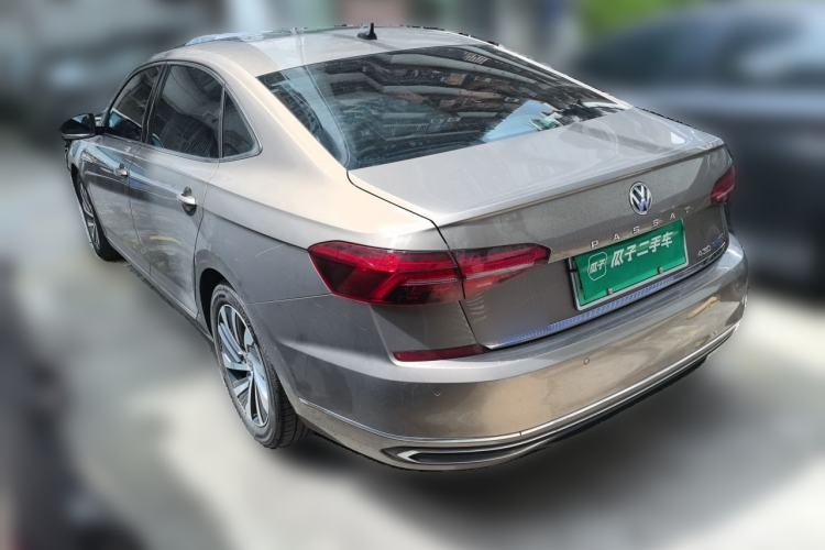 Used Volkswagen Passat New Energy 2020 430 PHEV Hybrid Luxury Edition China VI Standard Rear Left 45 Deg