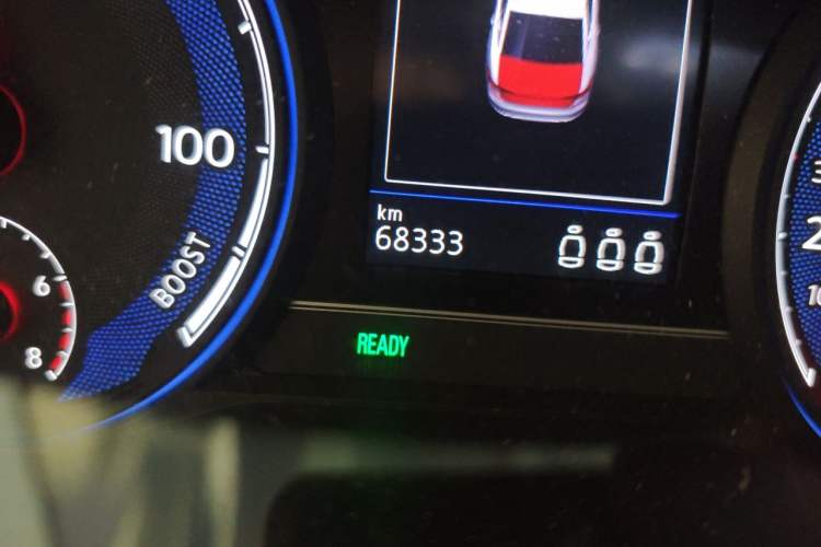 Used Volkswagen Passat New Energy 2020 430 PHEV Hybrid Luxury Edition China VI Standard Odometer Close Up