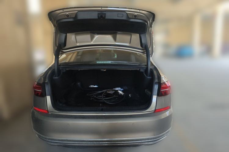 Used Volkswagen Passat New Energy 2020 430 PHEV Hybrid Luxury Edition China VI Standard Trunk