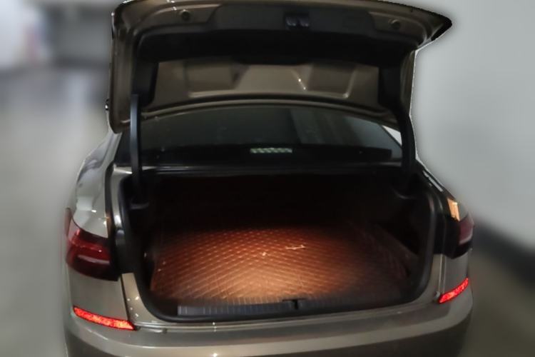 Used Volkswagen Passat New Energy 2020 430 PHEV Hybrid Elite Edition China VI Standard Trunk