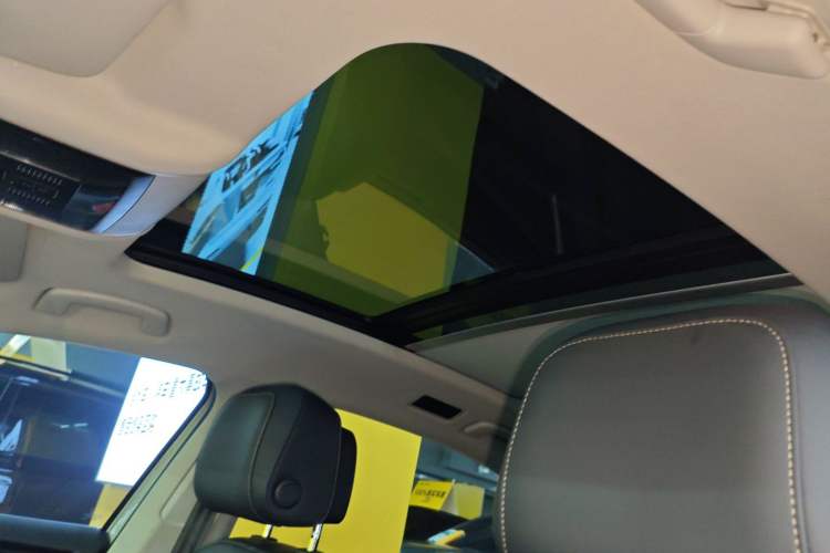 Used Volkswagen Passat New Energy 2020 430 PHEV Hybrid Luxury Edition China VI Standard Headliner