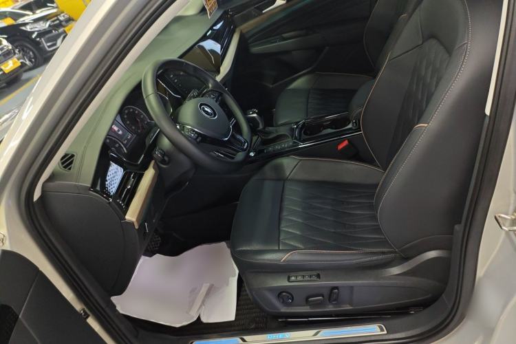 Used Volkswagen Passat New Energy 2020 430 PHEV Hybrid Luxury Edition China VI Standard Left Front Seat
