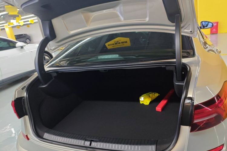 Used Volkswagen Passat New Energy 2020 430 PHEV Hybrid Luxury Edition China VI Standard Trunk
