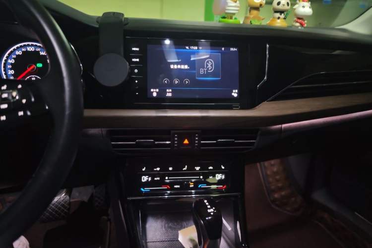 Used Volkswagen Passat New Energy 2020 430 PHEV Hybrid Luxury Edition China VI Standard Audio And AC Panel