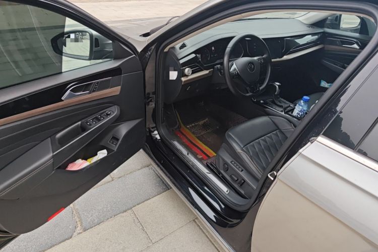 Used Volkswagen Passat New Energy 2020 430 PHEV Hybrid Luxury Edition China VI Standard Driver Seat