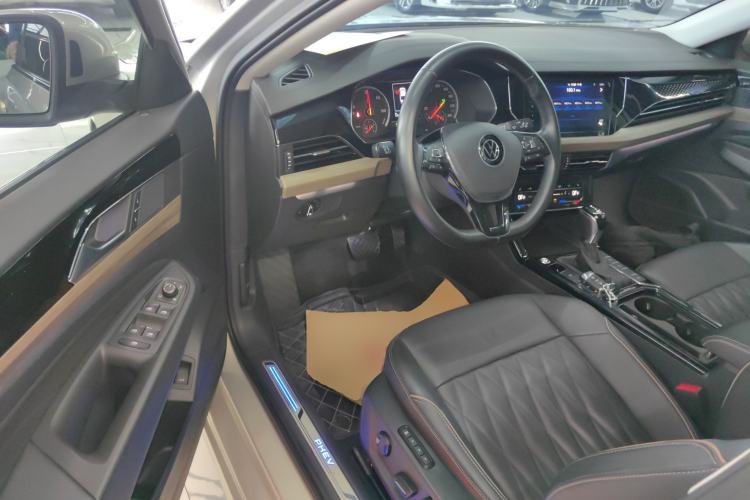 Used Volkswagen Passat New Energy 2020 430 PHEV Hybrid Luxury Edition China VI Standard Driver Seat