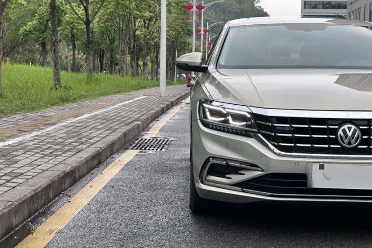 Used Volkswagen Passat New Energy 2020 430 PHEV Hybrid Luxury Edition China VI Standard Exterior 3