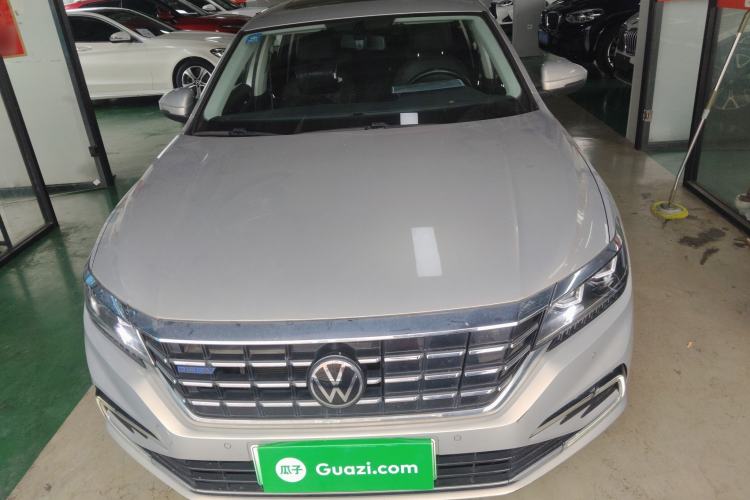 Used Volkswagen Passat New Energy 2020 430 PHEV Hybrid Luxury Edition China VI Standard Front