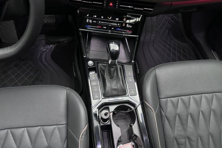 Used Volkswagen Passat New Energy 2020 430 PHEV Hybrid Luxury Edition China VI Standard Gear Lever