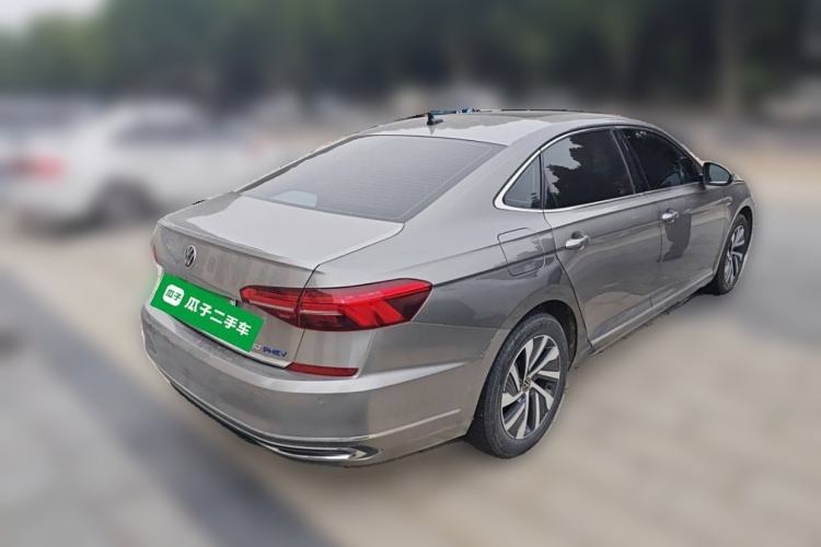 Used Volkswagen Passat New Energy 2020 430 PHEV Hybrid Luxury Edition China VI Standard Rear Right 45 Deg