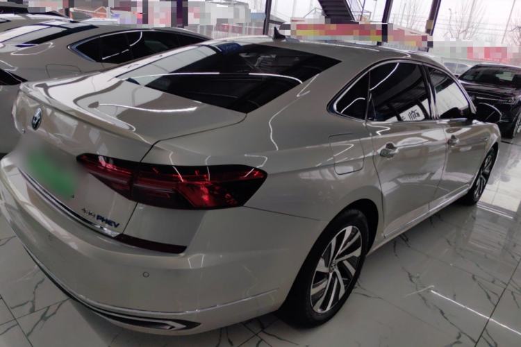 Used Volkswagen Passat New Energy 2020 430 PHEV Hybrid Luxury Edition China VI Standard Rear Right 45 Deg