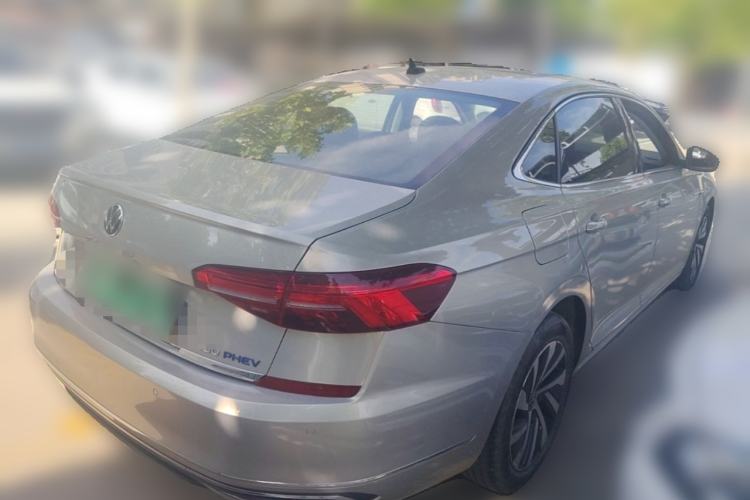 Used Volkswagen Passat New Energy 2020 430 PHEV Hybrid Luxury Version China V Standard Rear Right 45 Deg