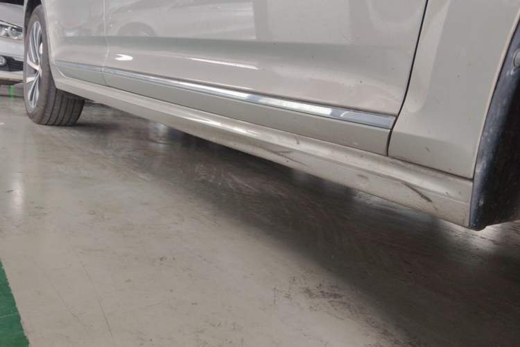 Used Volkswagen Passat New Energy 2020 430 PHEV Hybrid Luxury Edition China VI Standard Right Side Sill