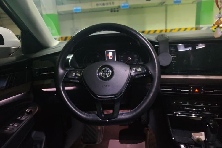 Used Volkswagen Passat New Energy 2020 430 PHEV Hybrid Luxury Edition China VI Standard Steering Wheel