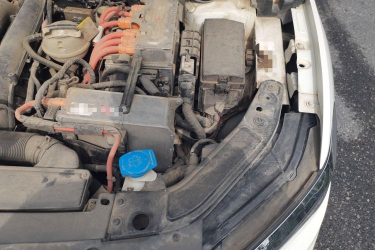 Used Volkswagen Passat New Energy 2020 430 PHEV Hybrid Luxury Edition China VI Standard Engine Bay Left