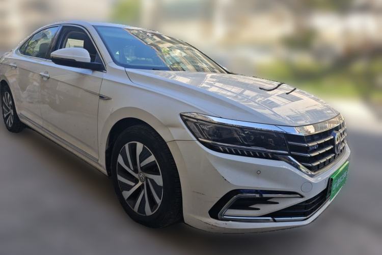 Used Volkswagen Passat New Energy 2020 430 PHEV Hybrid Luxury Edition China VI Standard Front Right 45 Deg
