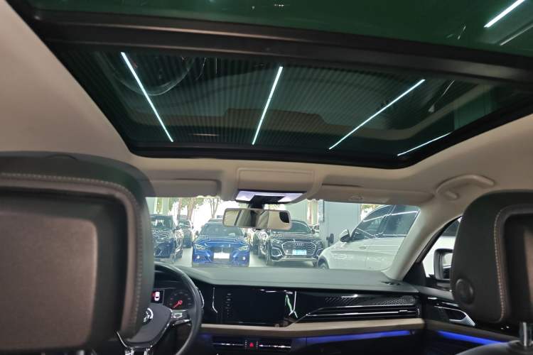 Used Volkswagen Passat New Energy 2020 430 PHEV Hybrid Luxury Edition China VI Standard Headliner