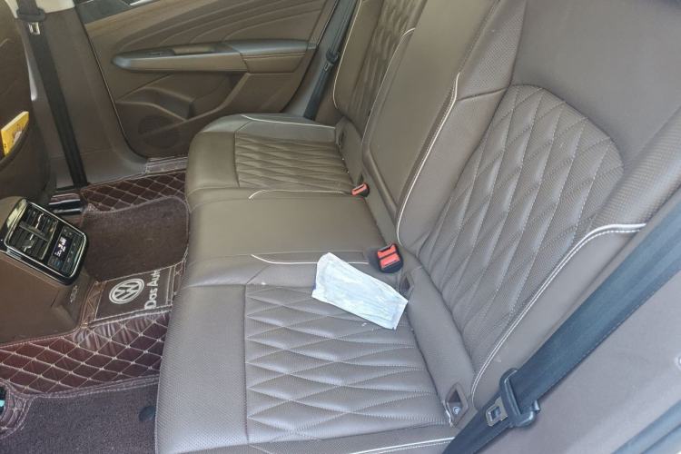 Used Volkswagen Passat New Energy 2020 430 PHEV Hybrid Luxury Edition China VI Standard Left Rear Seat