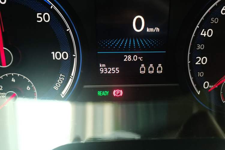 Used Volkswagen Passat New Energy 2020 430 PHEV Hybrid Luxury Edition China VI Standard Odometer Close Up